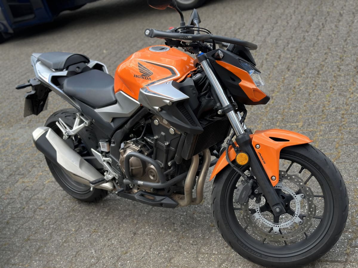 Honda CB500 der Fahrschule Dietz